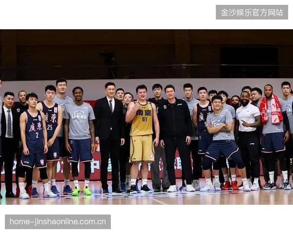 CBA赛季风云变幻！广东男篮外援伤退，浙江广厦两补测通过——赛场变局与战略升级
